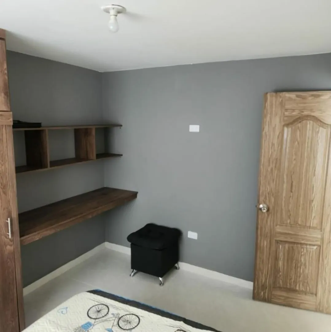 Gigante Y Elegante Apartamento Unifamiliar Medellin Apartment