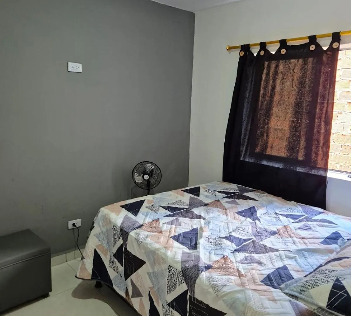 Gigante Y Elegante Apartamento Unifamiliar Medellin 0*,  Colombia