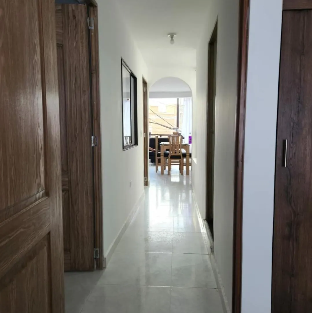 Gigante Y Elegante Apartamento Unifamiliar Medellin Colombia