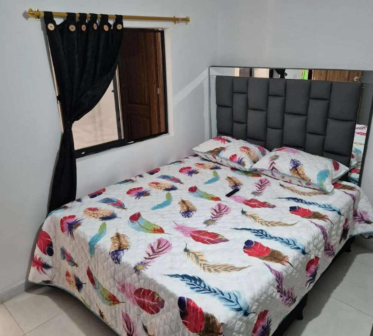 Gigante Y Elegante Apartamento Unifamiliar Medellín Colômbia